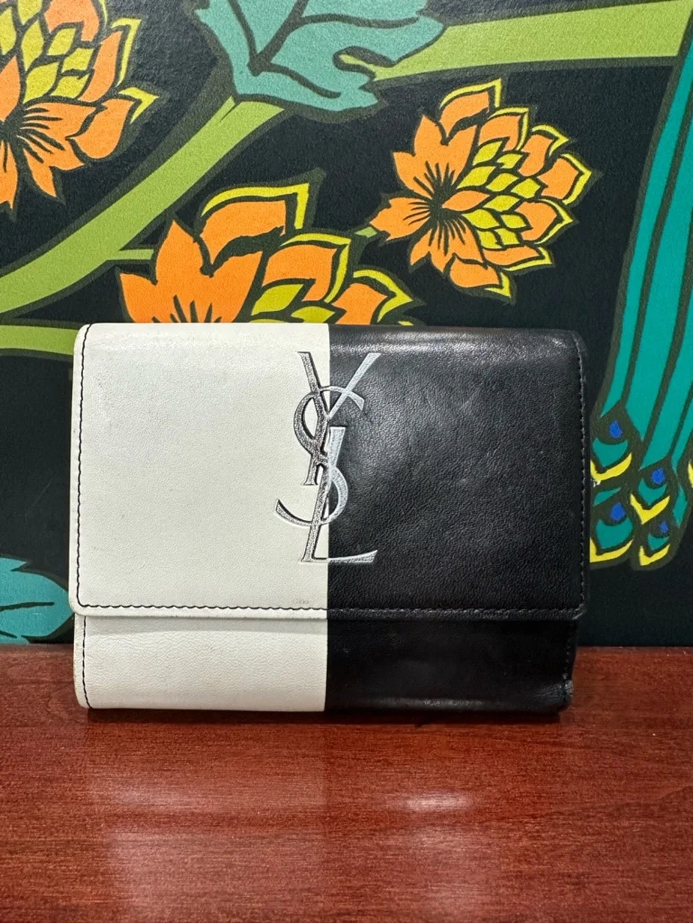 Yves Saint Laurent YSL Leather Wallet Black White Logo Trifold - Picture 2 of 12